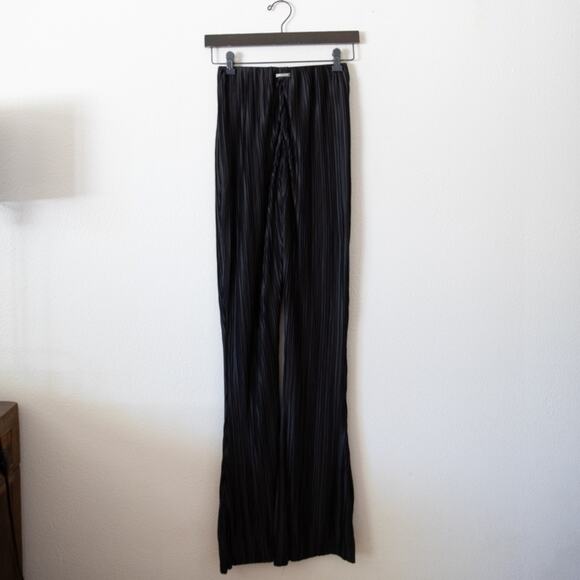 Maniere De Voir Pull On Pleated Flare Pants - Picture 4 of 5